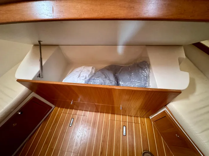 Amelie Yacht Photos Pics Forward Cabin Under berth STorage