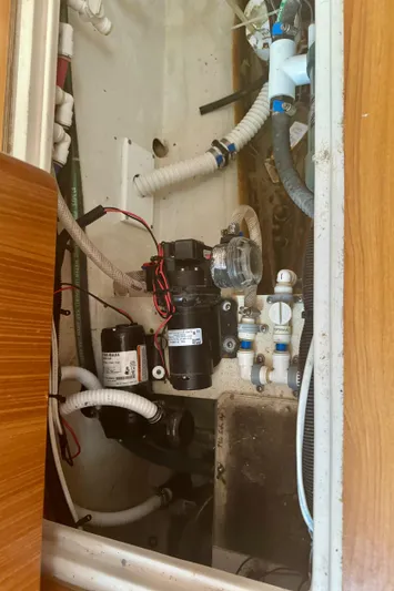 Amelie Yacht Photos Pics Main Bilge Electrical and Plumbing