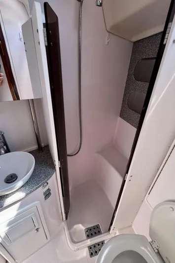 Amelie Yacht Photos Pics Owners Cabin Shower Stall