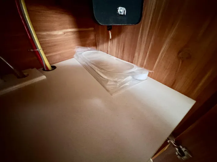 Amelie Yacht Photos Pics Opening Port Screens - unused