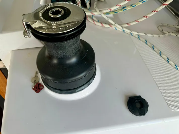Amelie Yacht Photos Pics Starboard Electric Winch