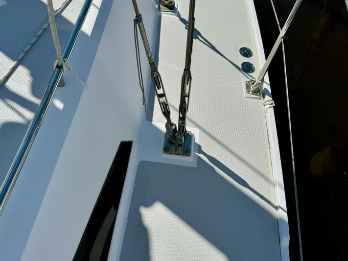 Amelie Yacht Photos Pics Shroud Attachments