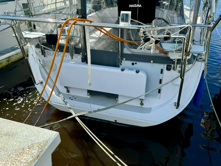 Amelie Yacht Photos Pics Electric Swim Platform