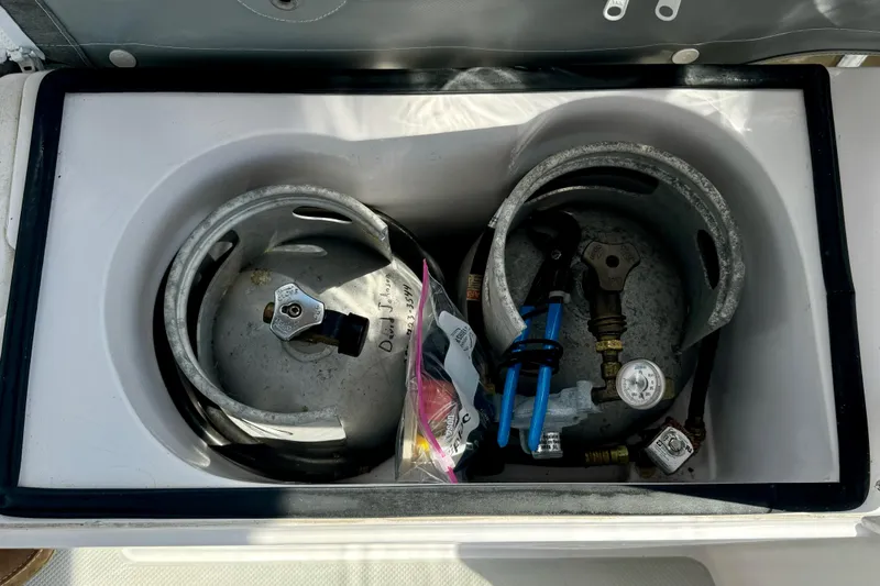 Amelie Yacht Photos Pics Propane Locker