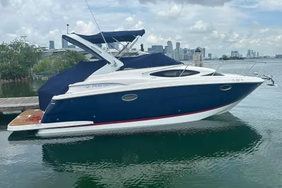 Regal 30 Express
