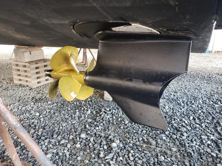 Supernova Yacht Photos Pics Port Volvo POD