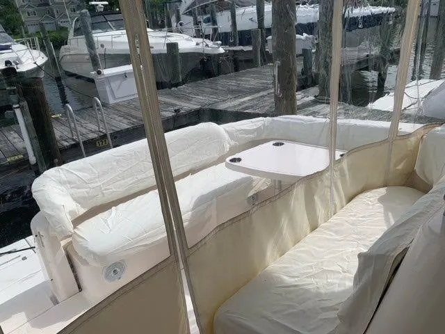 Supernova Yacht Photos Pics Aft Cockpit Settee Under Cover