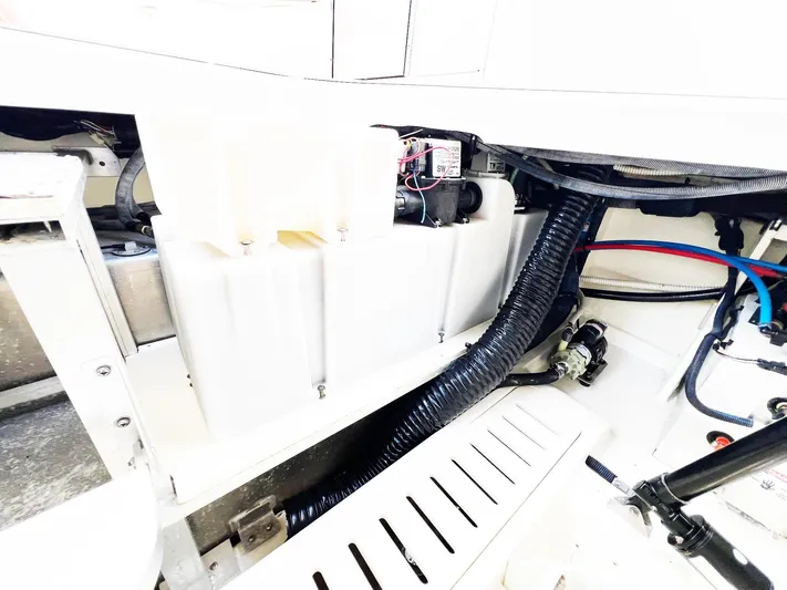 Grateful! Yacht Photos Pics 