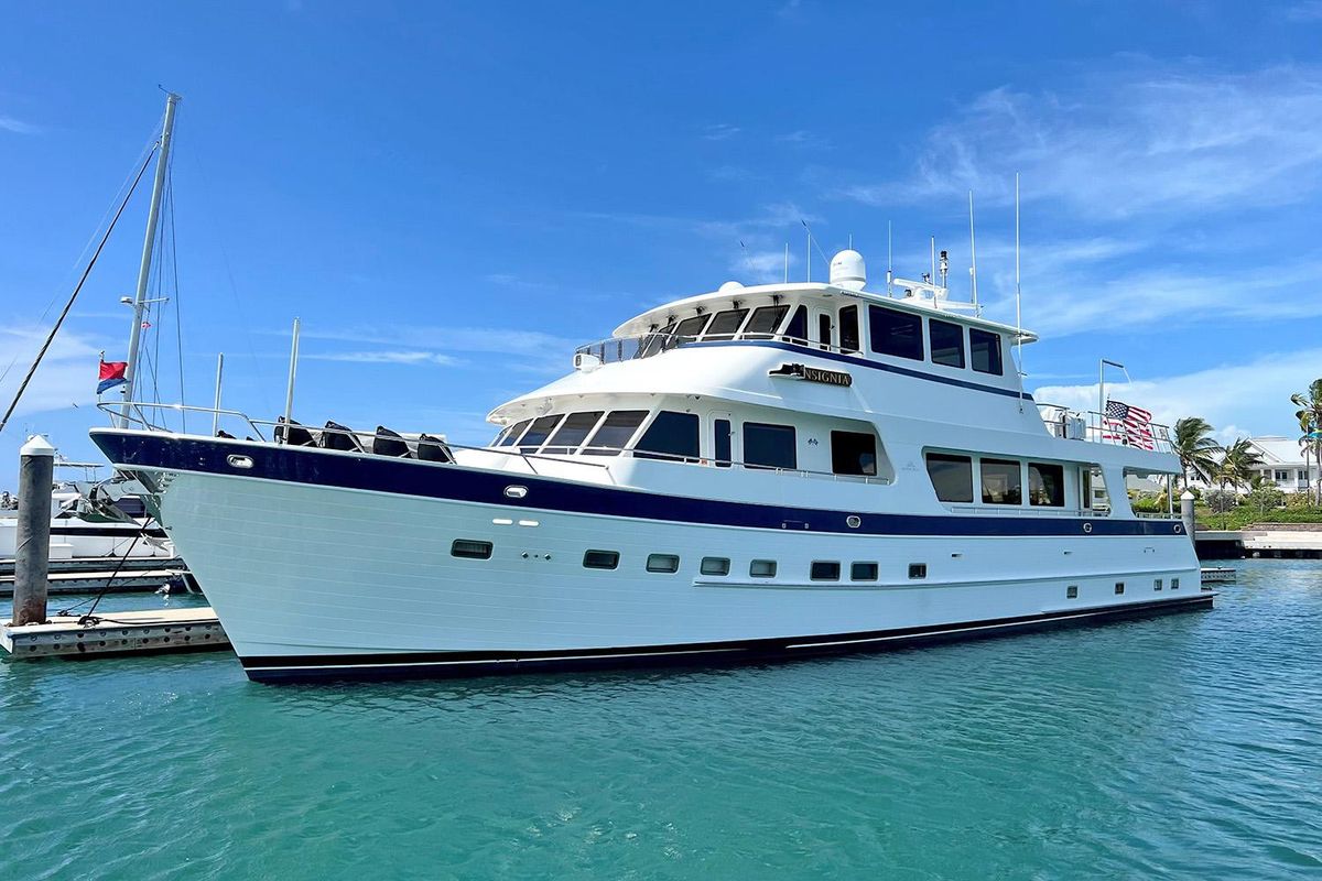 2017 Outer Reef Yachts 86 