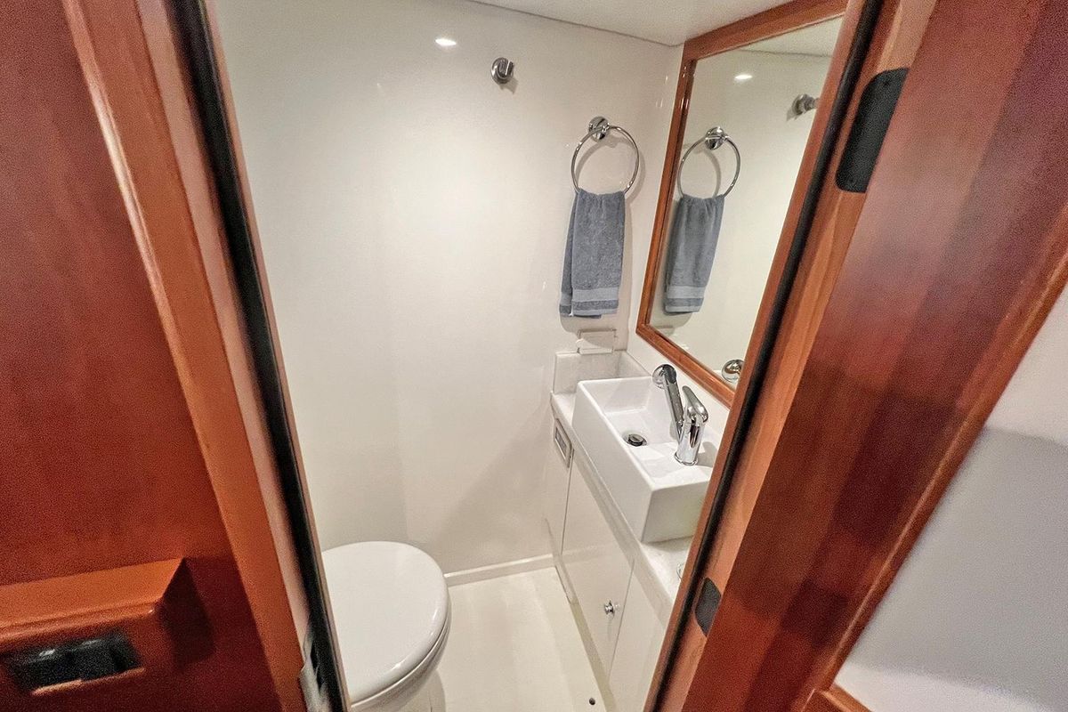 2017 Outer Reef Yachts 86 
