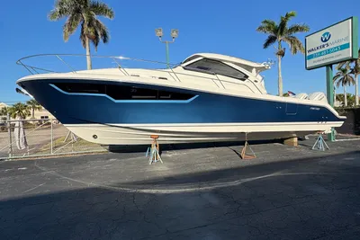 Pursuit OS 405 Offshore