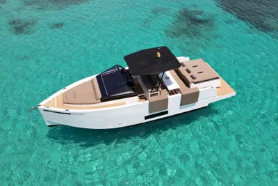 2019 De Antonio Yachts D34 CRUISER