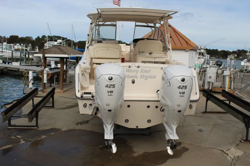 Worry Knot Yacht Photos Pics 