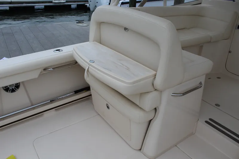 Worry Knot Yacht Photos Pics 