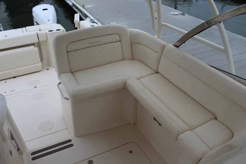 Worry Knot Yacht Photos Pics 