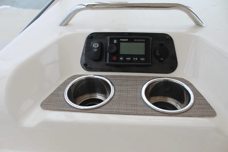 Worry Knot Yacht Photos Pics 