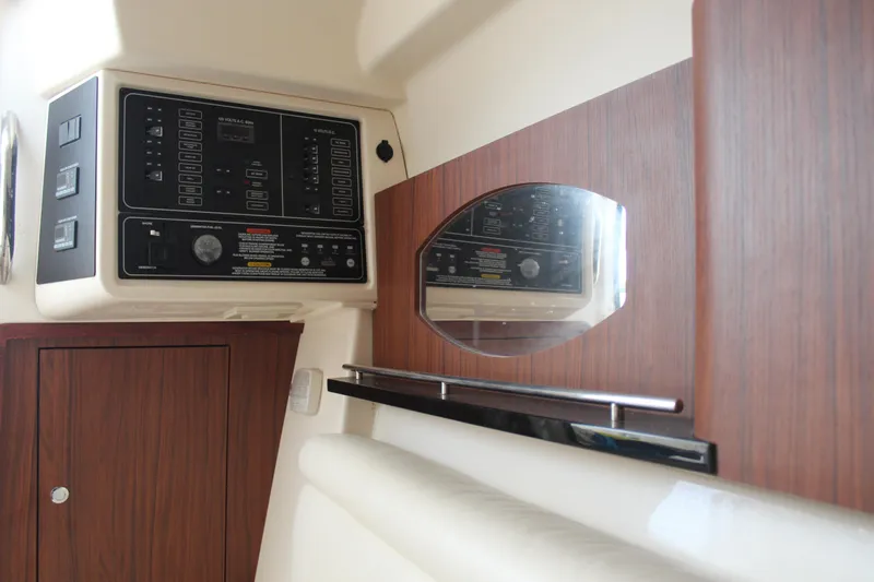 Worry Knot Yacht Photos Pics 