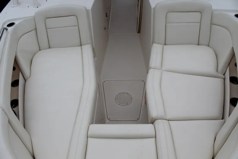 Worry Knot Yacht Photos Pics 