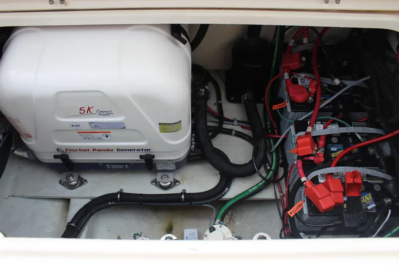 Worry Knot Yacht Photos Pics 