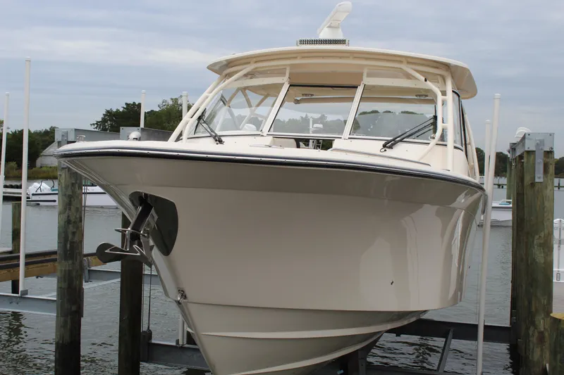 Worry Knot Yacht Photos Pics 