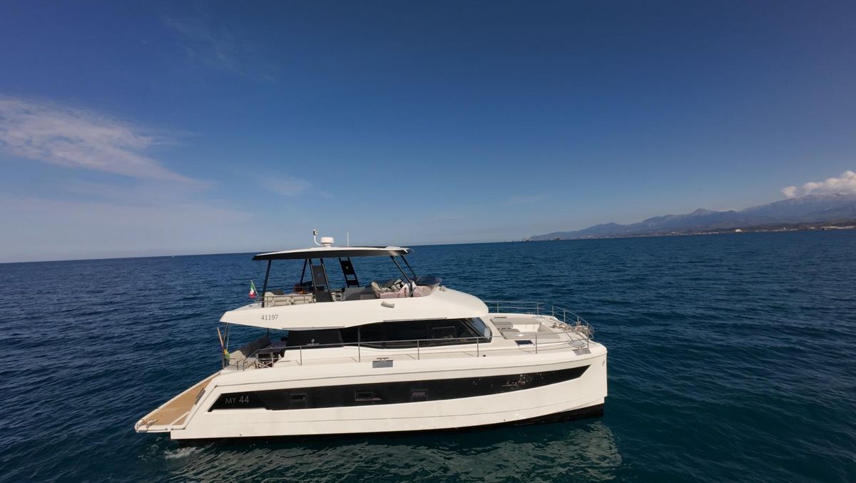 2020 Fountaine Pajot 43 