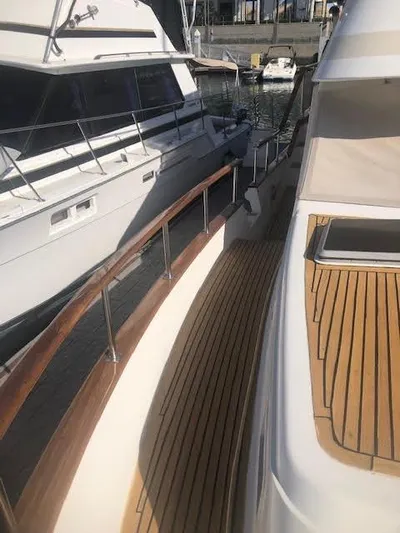 Hotel California Yacht Photos Pics 