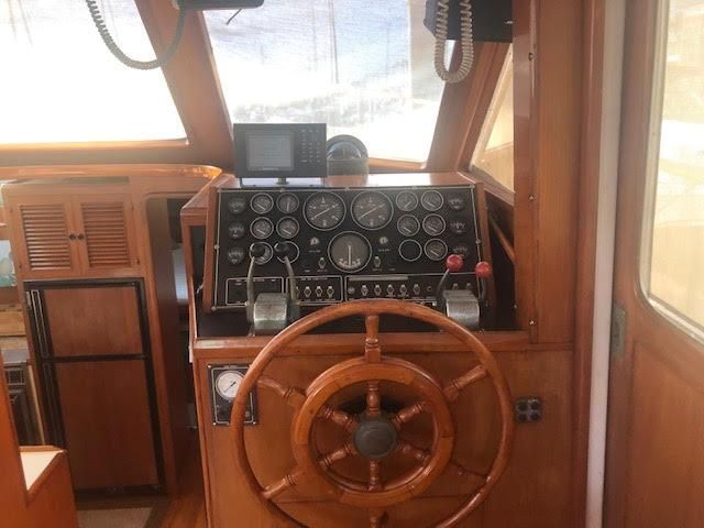 1985-48-offshore-yachts-yachtfisher