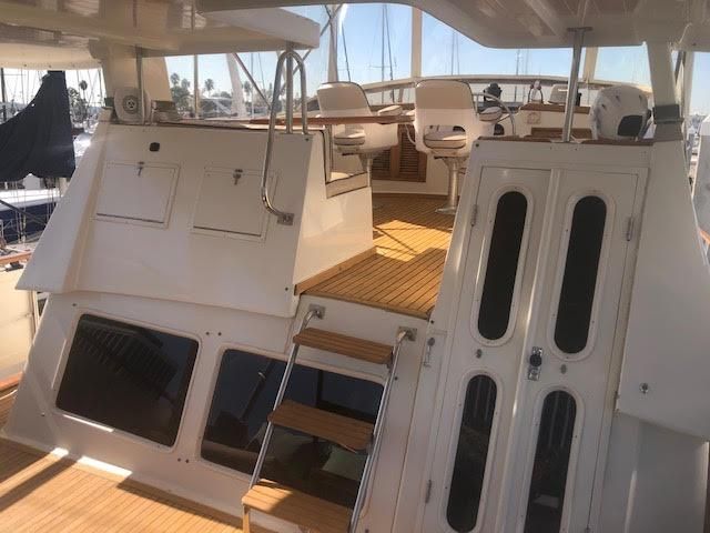 1985-48-offshore-yachts-yachtfisher