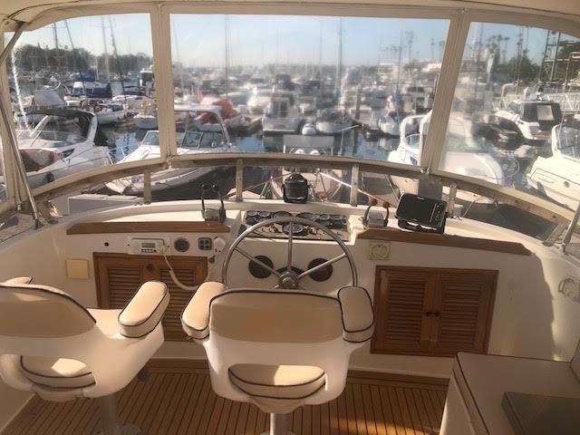 1985-48-offshore-yachts-yachtfisher