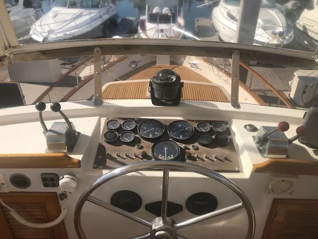 Hotel California Yacht Photos Pics 