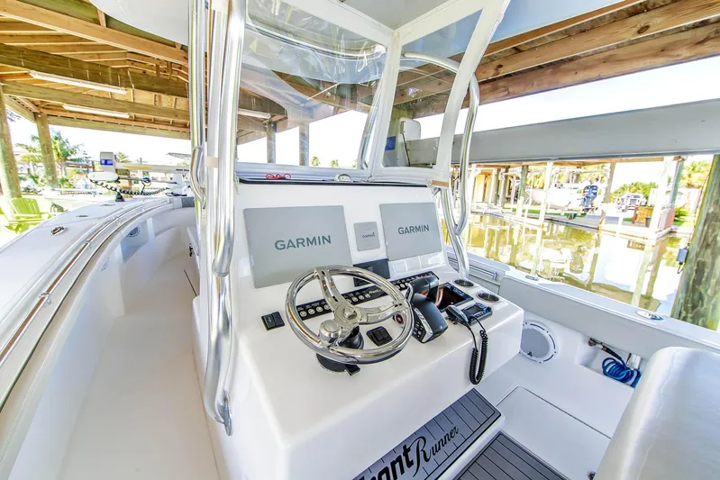  Yacht Photos Pics 2023 Front Runner 33 Center Console boat with Garmin navigation system.