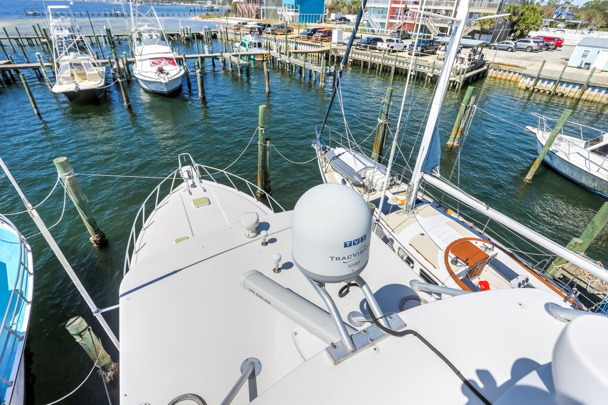 2005 Bertram 45 