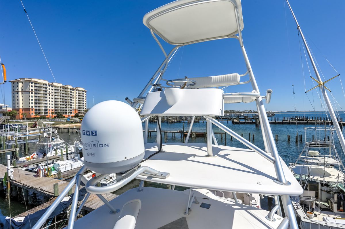 2005 Bertram 45 