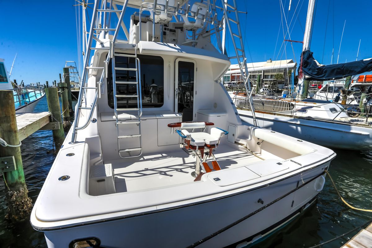 2005 Bertram 45 