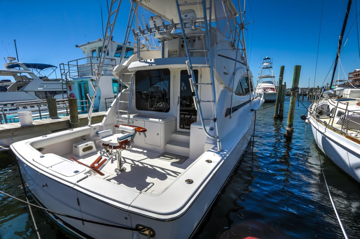 2005 Bertram 45 