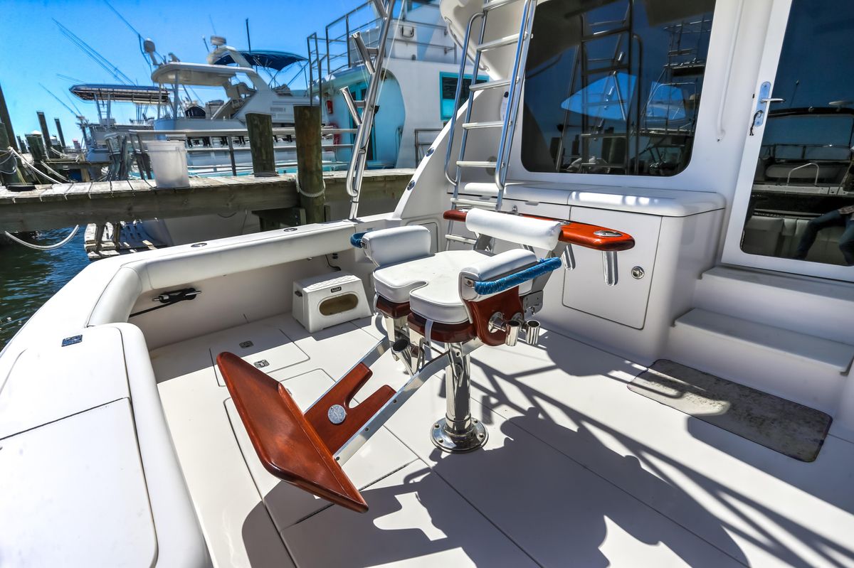 2005 Bertram 45 