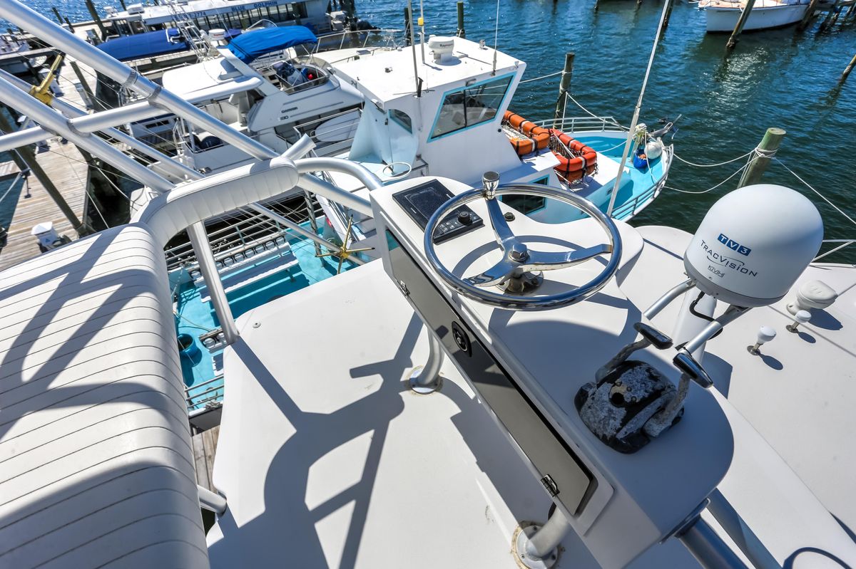 2005 Bertram 45 