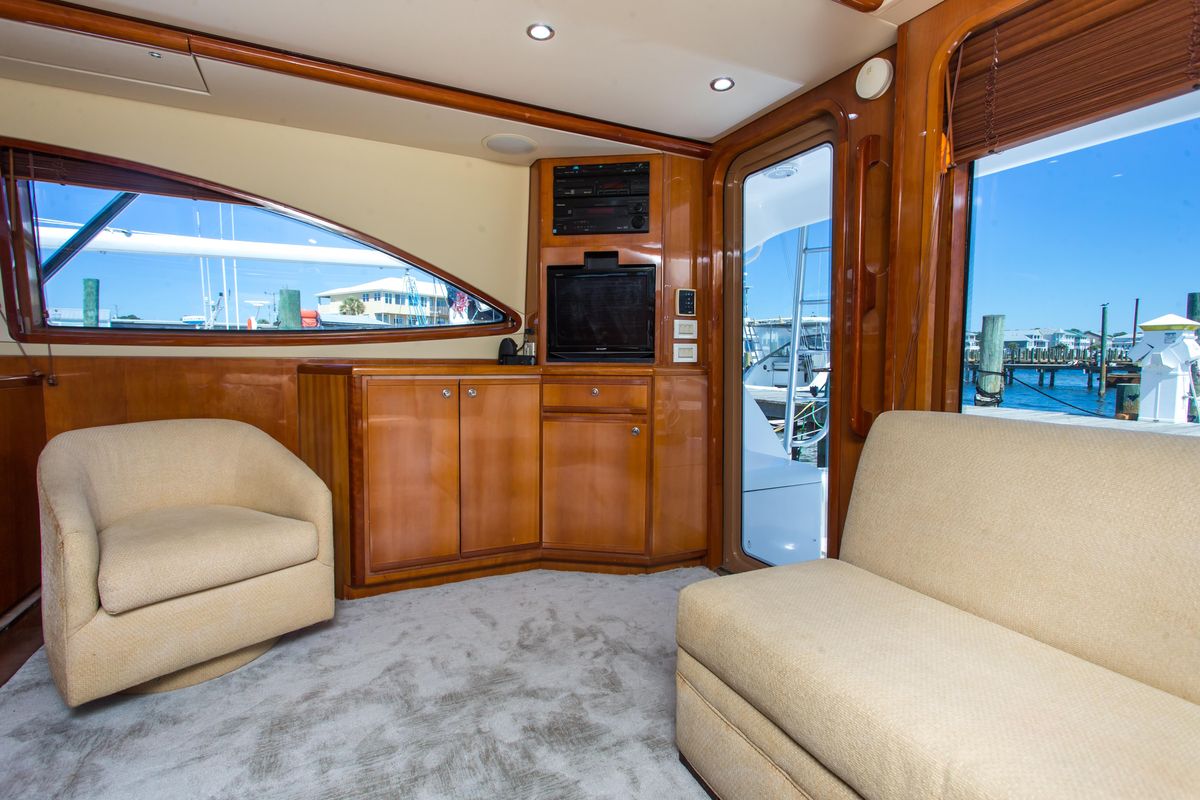 2005 Bertram 45 