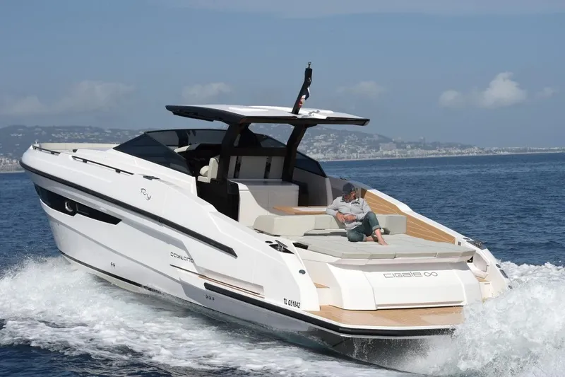 Cigale 8 Yacht Photos Pics 2023 Rio Yachts Daytona 50 cruising on open water, featuring sleek design and luxury seating.