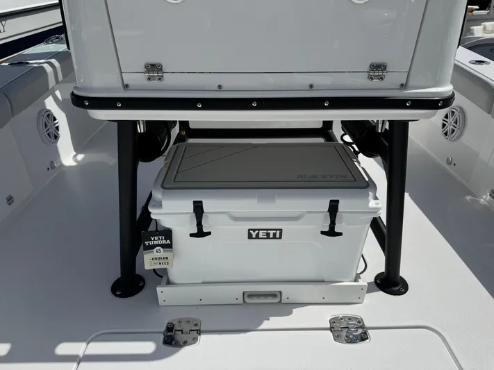  Yacht Photos Pics 2026 Blackfin 262 HB boat with Yeti Tundra cooler on deck.