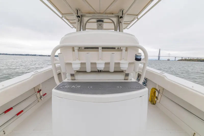  Yacht Photos Pics 2008 Jupiter 31 FS boat interior with rod holders and bridge view.