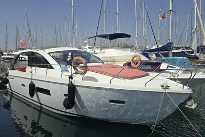 2015 Sealine S450