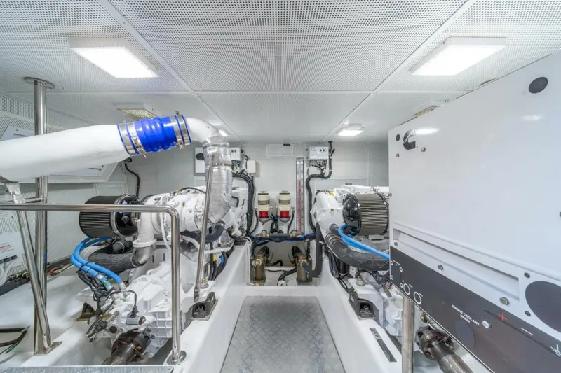 Lady M Yacht Photos Pics 