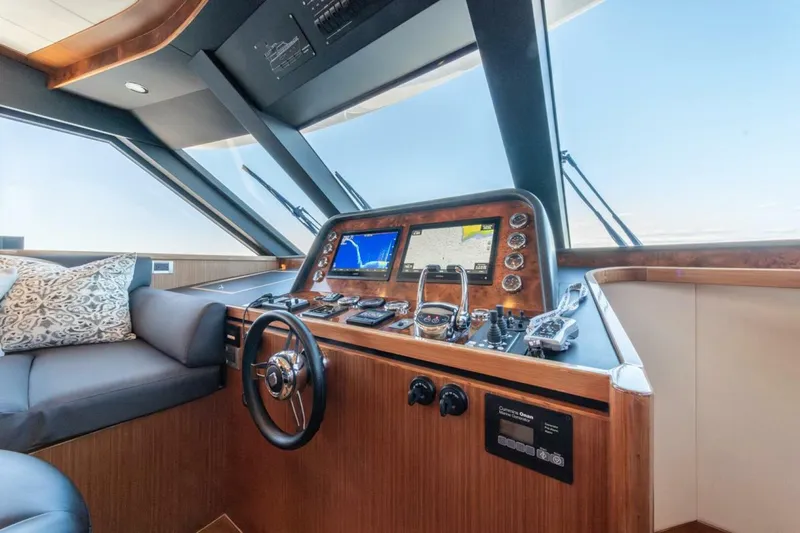 Lady M Yacht Photos Pics 