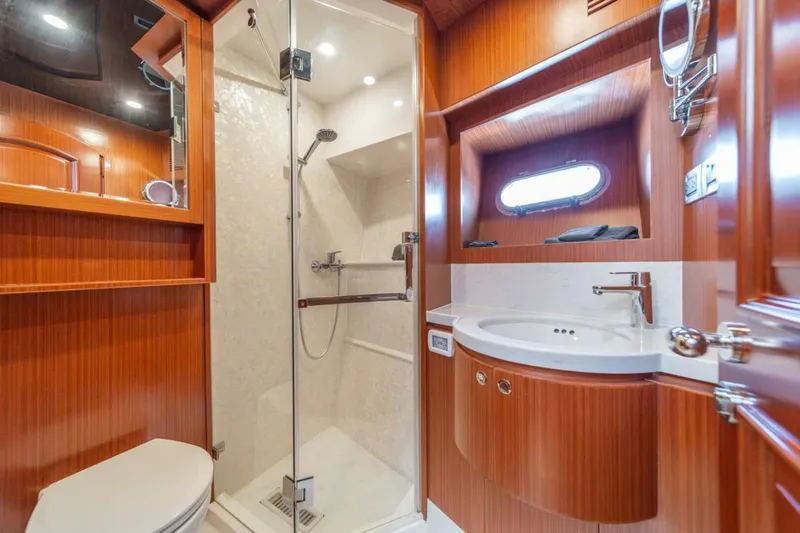 Lady M Yacht Photos Pics 