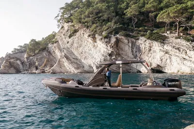 2021 Bering Marine BM28 CC