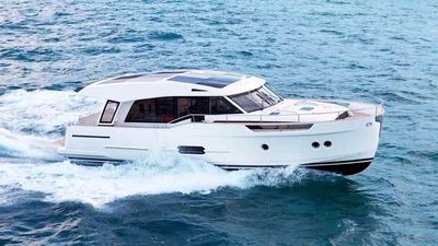 Greenline 48 Coupe
