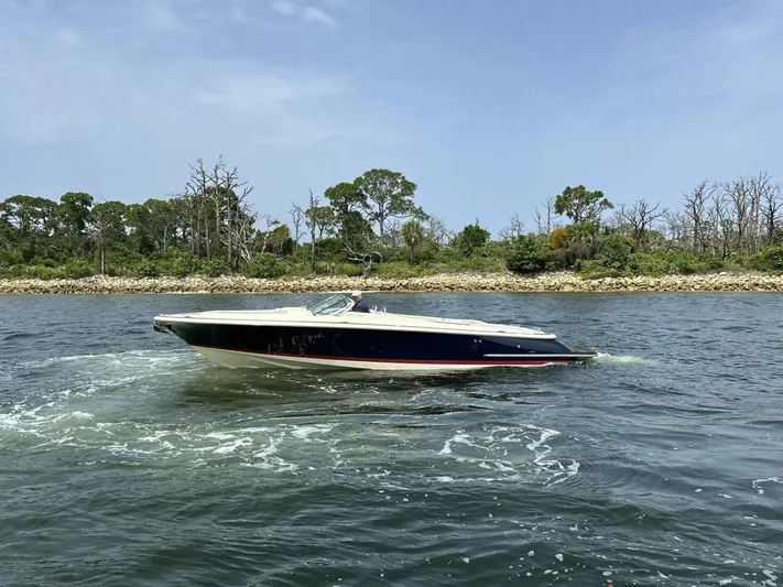  Yacht Photos Pics 2019-Chris-Craft-Launch-30