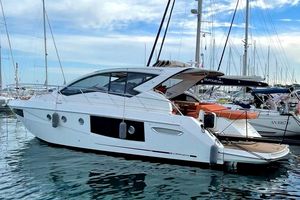 2021 Cranchi M44 HT