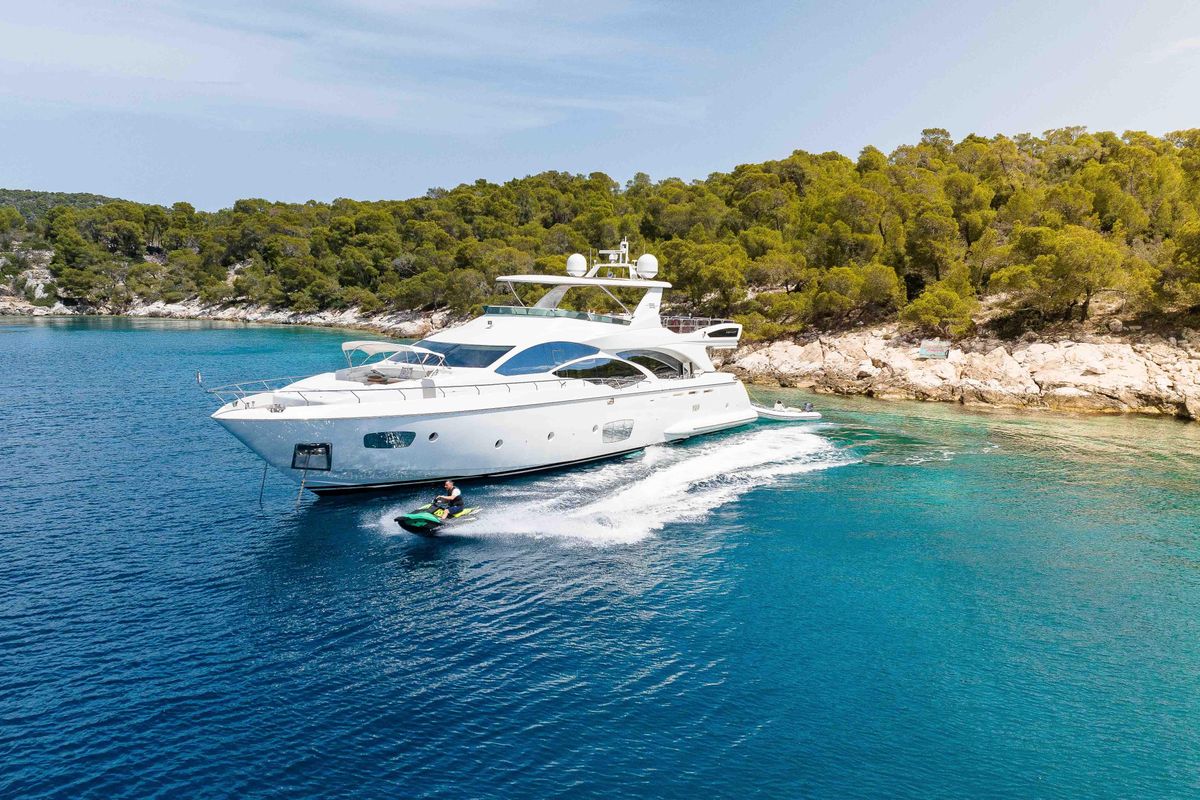2008 Azimut 98 